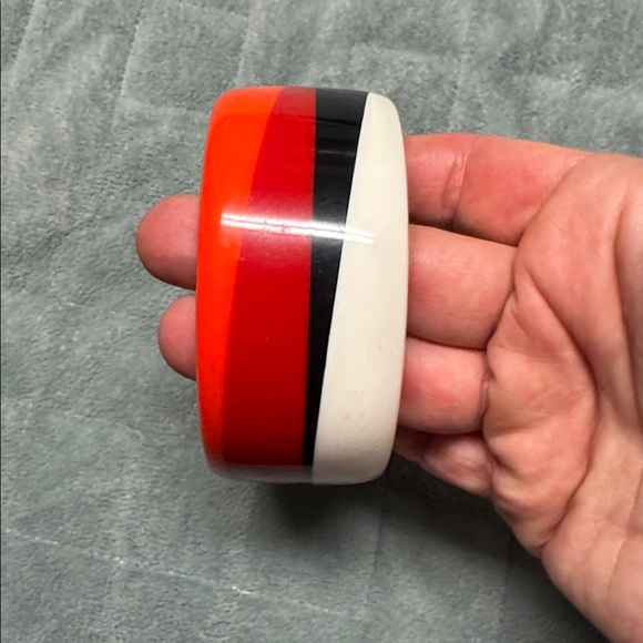 Vintage Plastic Bangle Bracelet, Multicolor, Striped, Abstract, Retro, Boho - Picture 6 of 11
